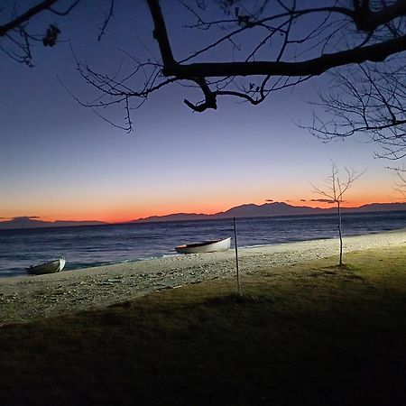 Onar By The Sea Luxurious Apartments Flogita Dış mekan fotoğraf
