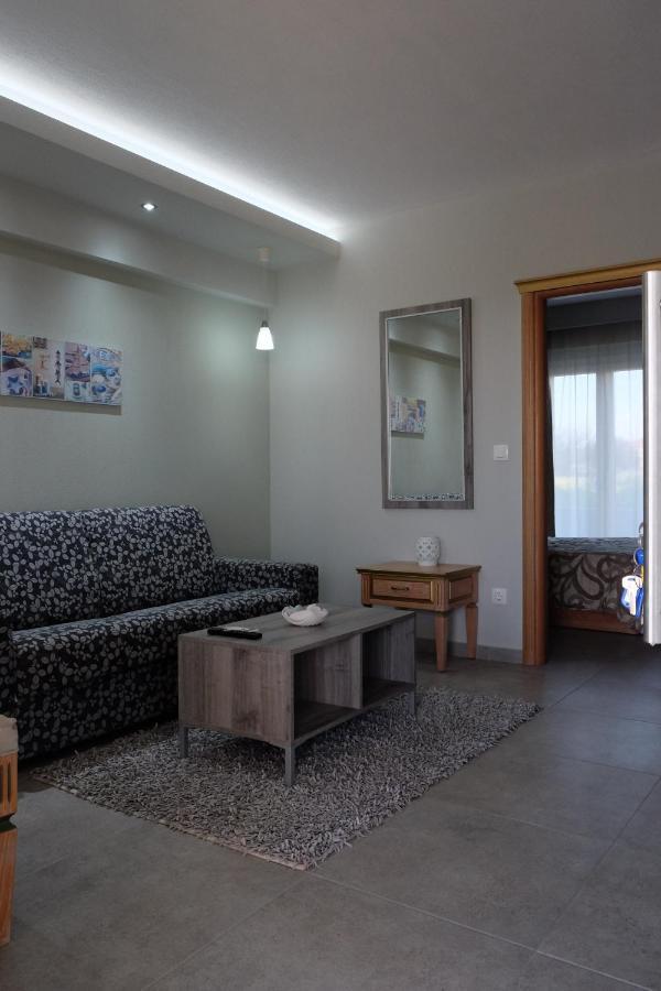Onar By The Sea Luxurious Apartments Flogita Dış mekan fotoğraf